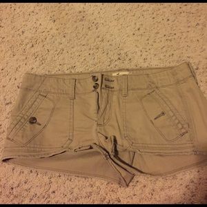 Hollister tan shorts. Size 9