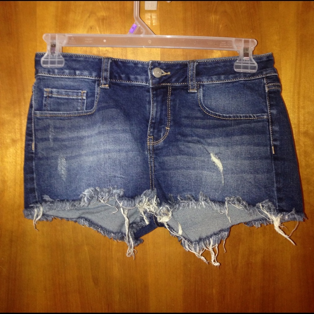 PINK (Victoria's Secret) size 6 shorts.