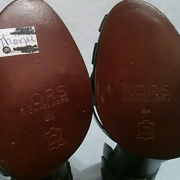 NWOT Michael Kors Pewter Peep Toe Heels - Picture 7 of 8