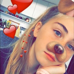 Meet your Posher, Lilli