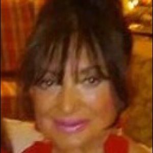 Meet your Posher, Elaine