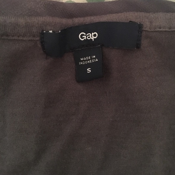 Gap Tank top - Picture 3 of 3