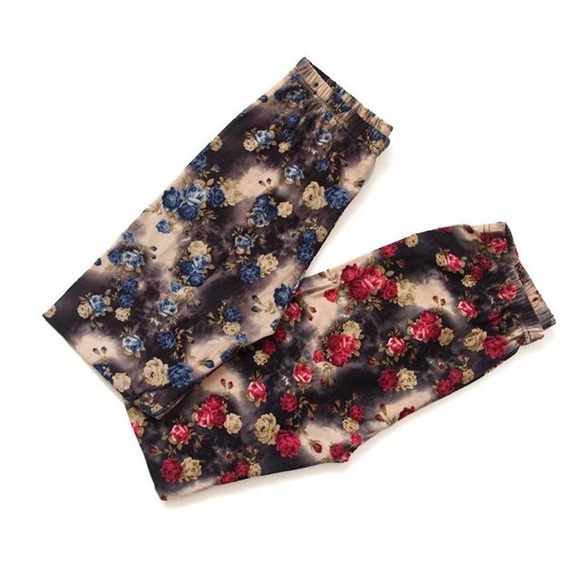 1 LEFT•Floral Leggings• - Picture 2 of 2