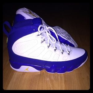 Retro air Jordan 9s 'kobe'