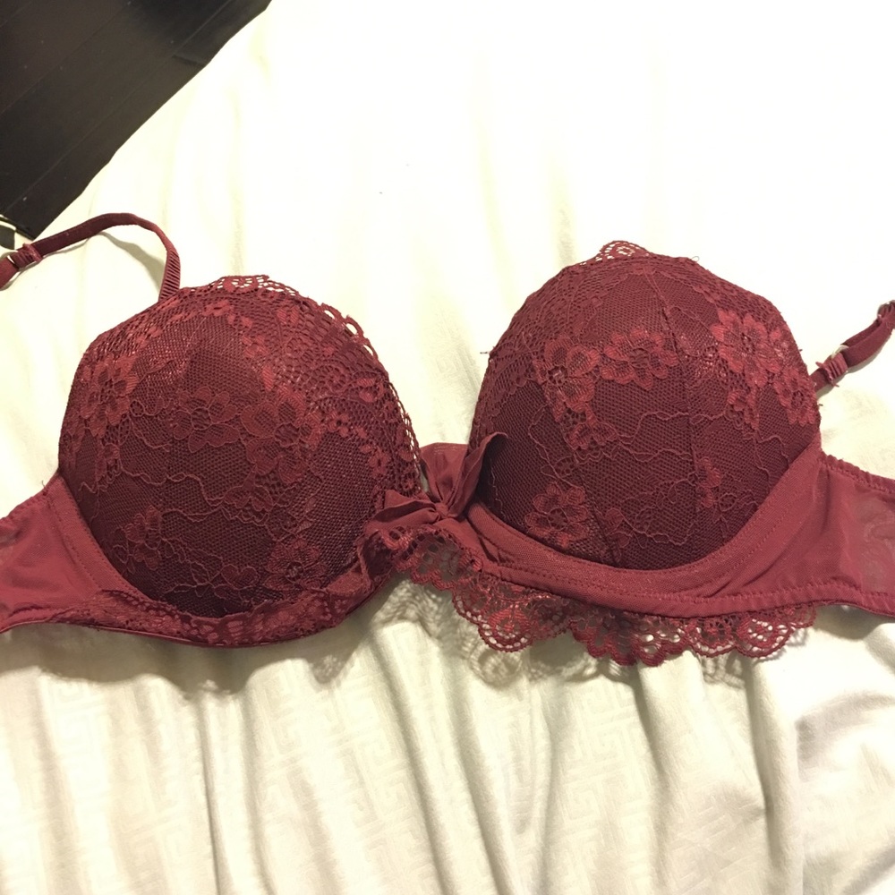 Lacy bra