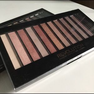Makeup Revolution Eyeshadow Palette ICONiC 3 & 1