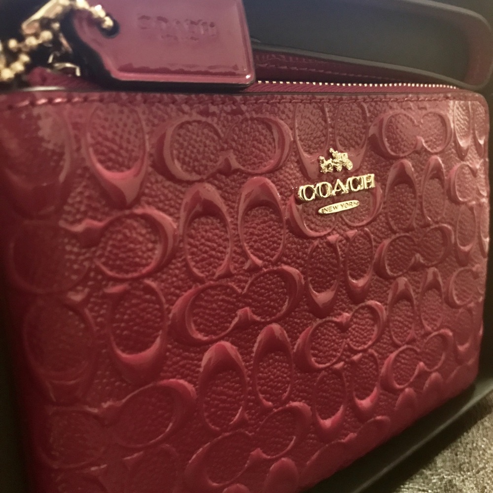 New Authentic COACH Wristlet