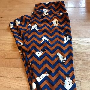 Lularoe OS snowman leggings