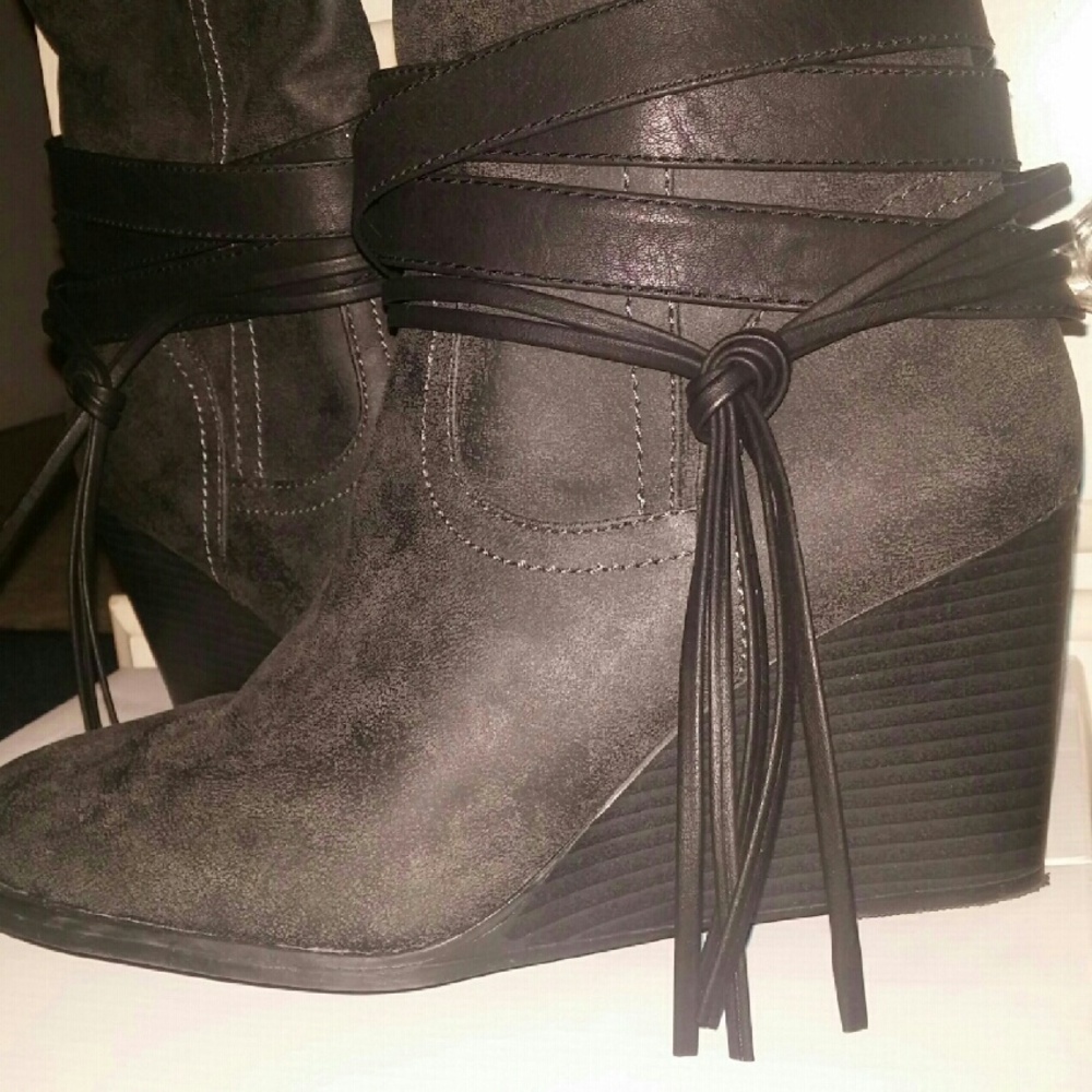Knee length boots SALE