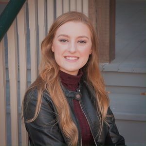 Meet your Posher, Anna