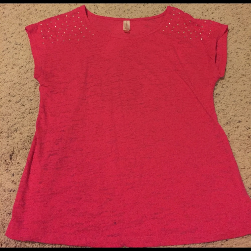 No boundaries pink heathered tshirt. Size Large