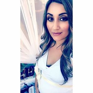 Meet your Posher, Imelda