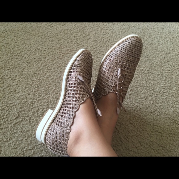 Stuart Weitzman JazzyGirl Oxford in flax twine - Picture 4 of 5