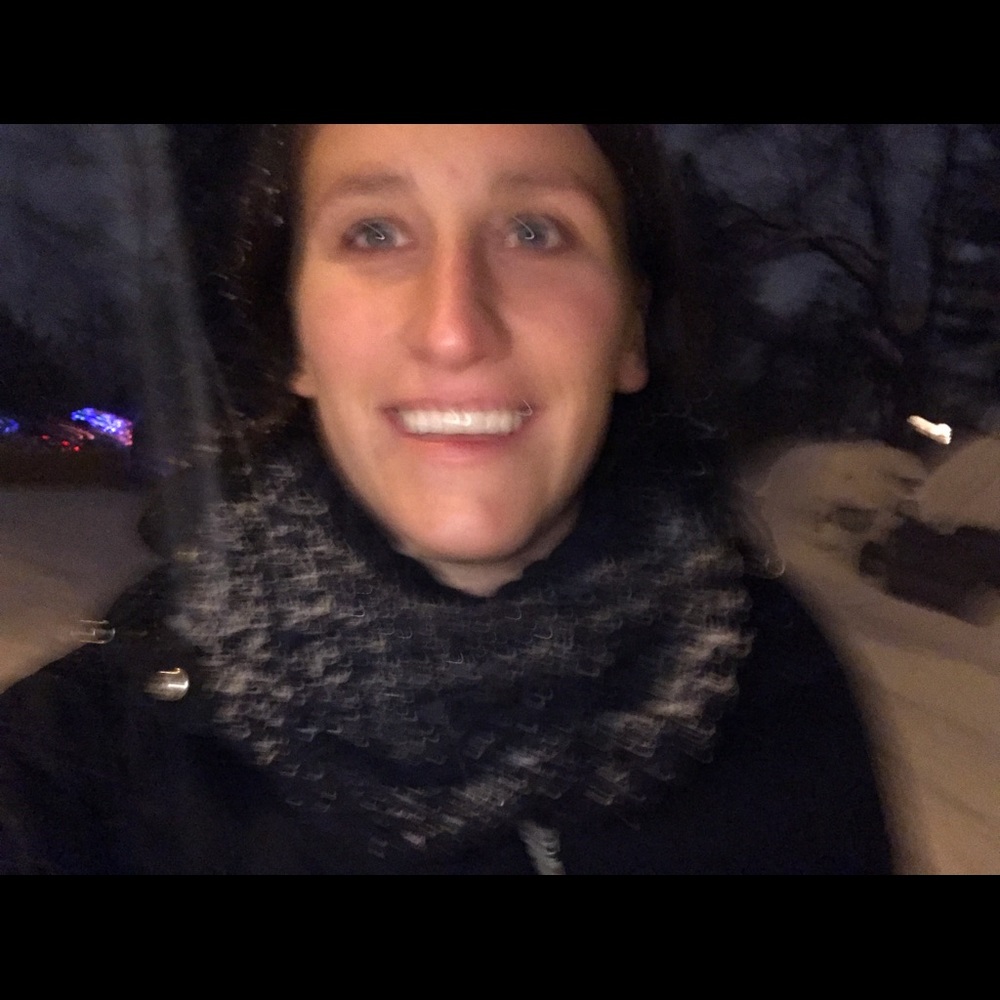 Meet your Posher, Lucy