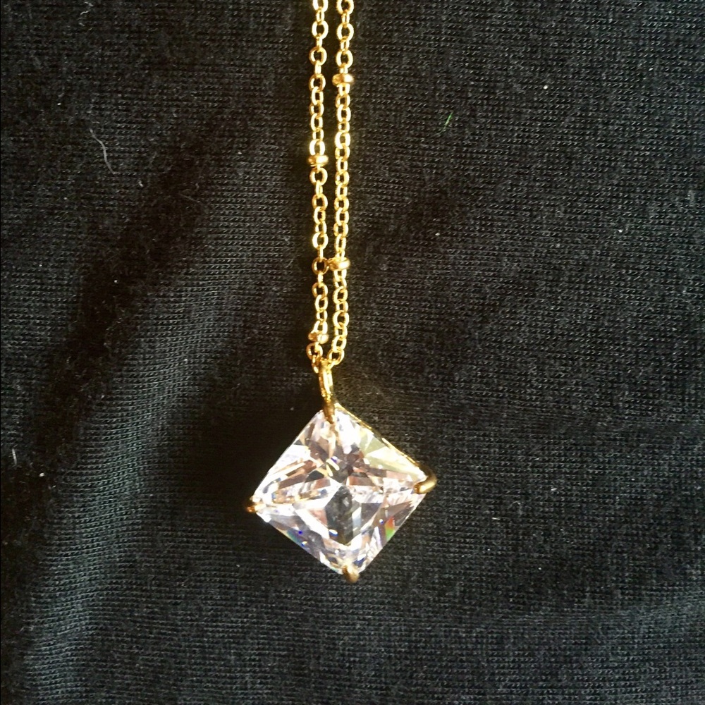 Sparkle pop crystal pendant with gold chain