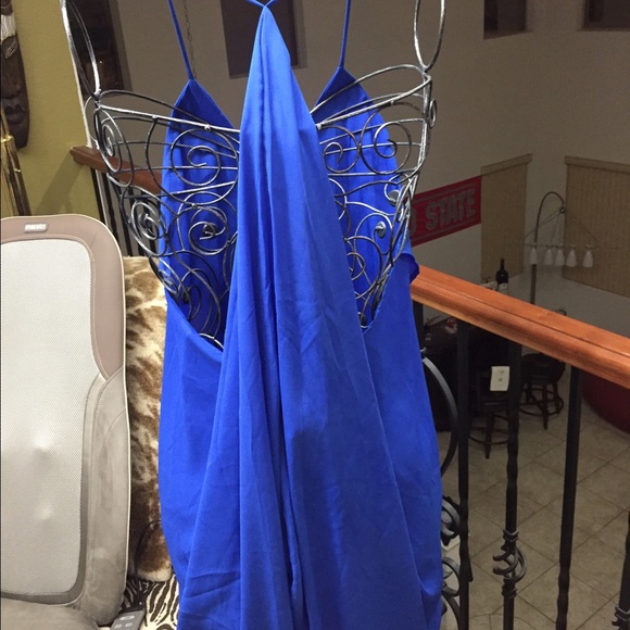 Blue dress - Picture 3 of 3