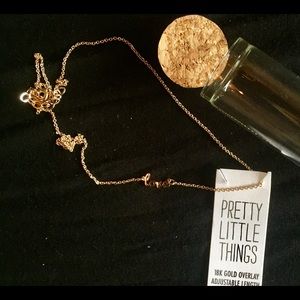 NWT Pretty Little Things Love Necklace