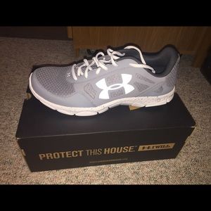 Under Armour Men's shoes