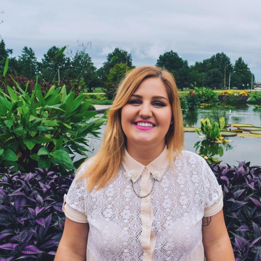 Meet your Posher, Claire