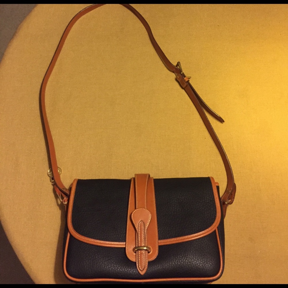 Dooney and Bourne cross body bag