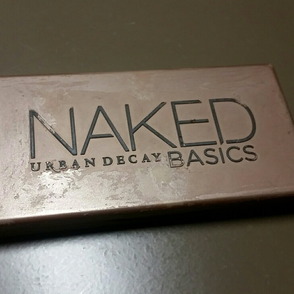 Urban decay naked basics palette