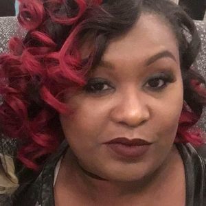 Meet your Posher, Deanna