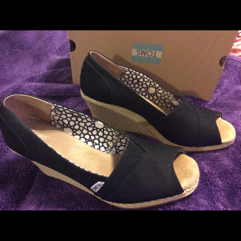 Toms Canvas Wedges