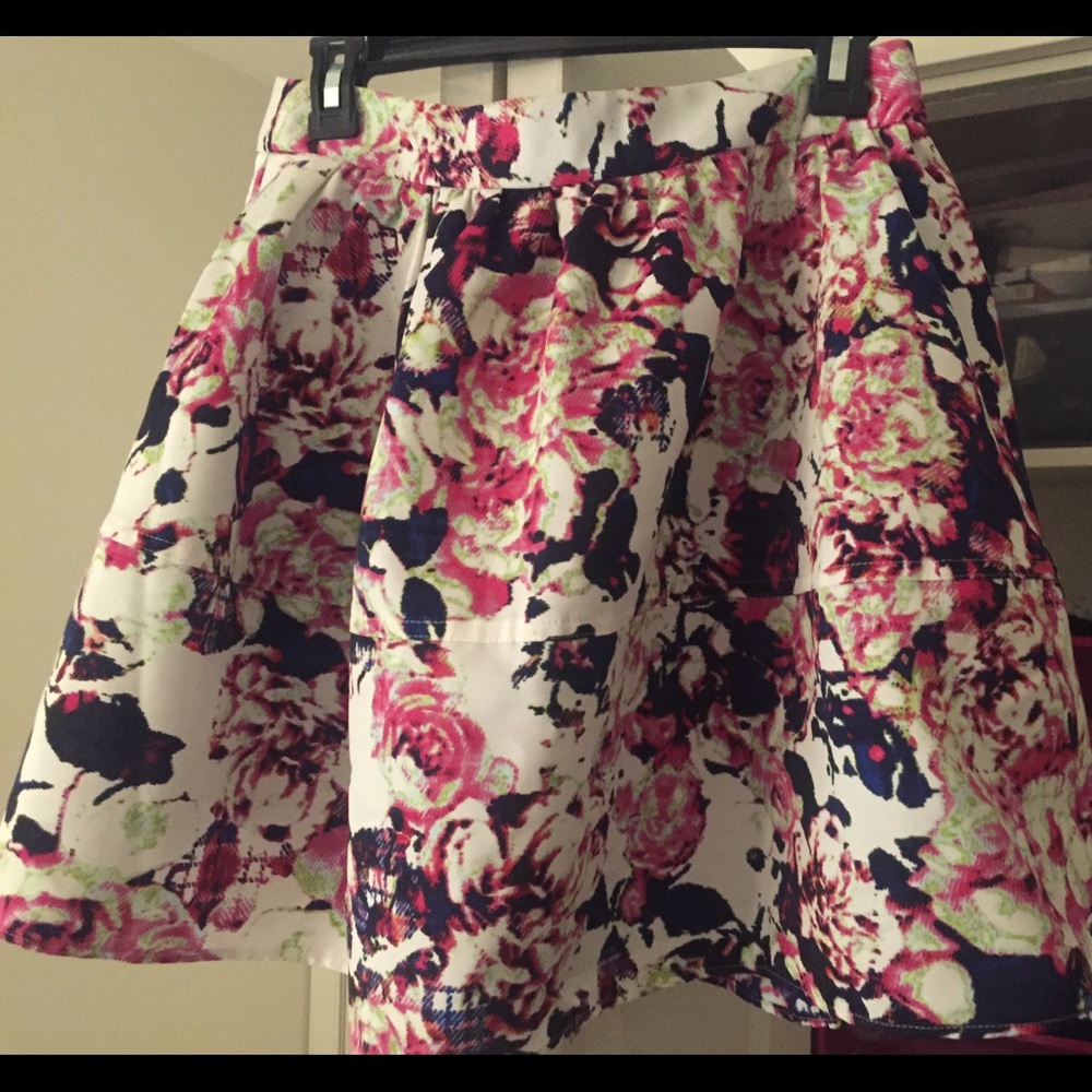 Express Skirt needs a new home!