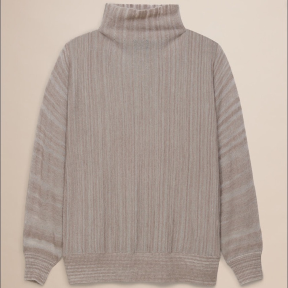 Aritzia 1-01 babaton sweater