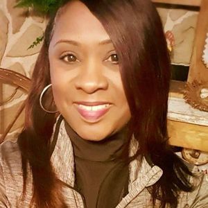 Meet your Posher, Debra