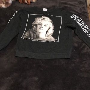 Used Marilyn Monroe shirt