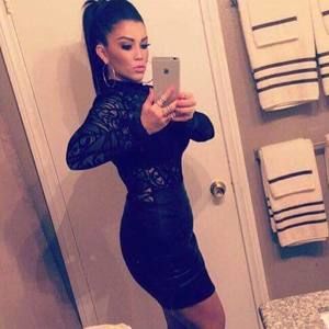 Meet your Posher, Ofelia