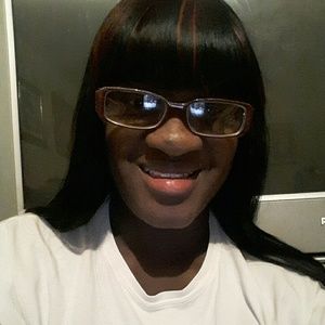 Meet your Posher, Donelle