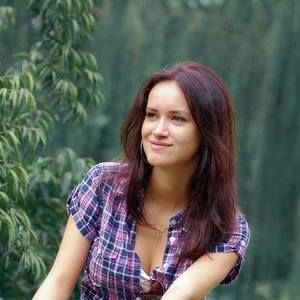 Meet your Posher, Pamela