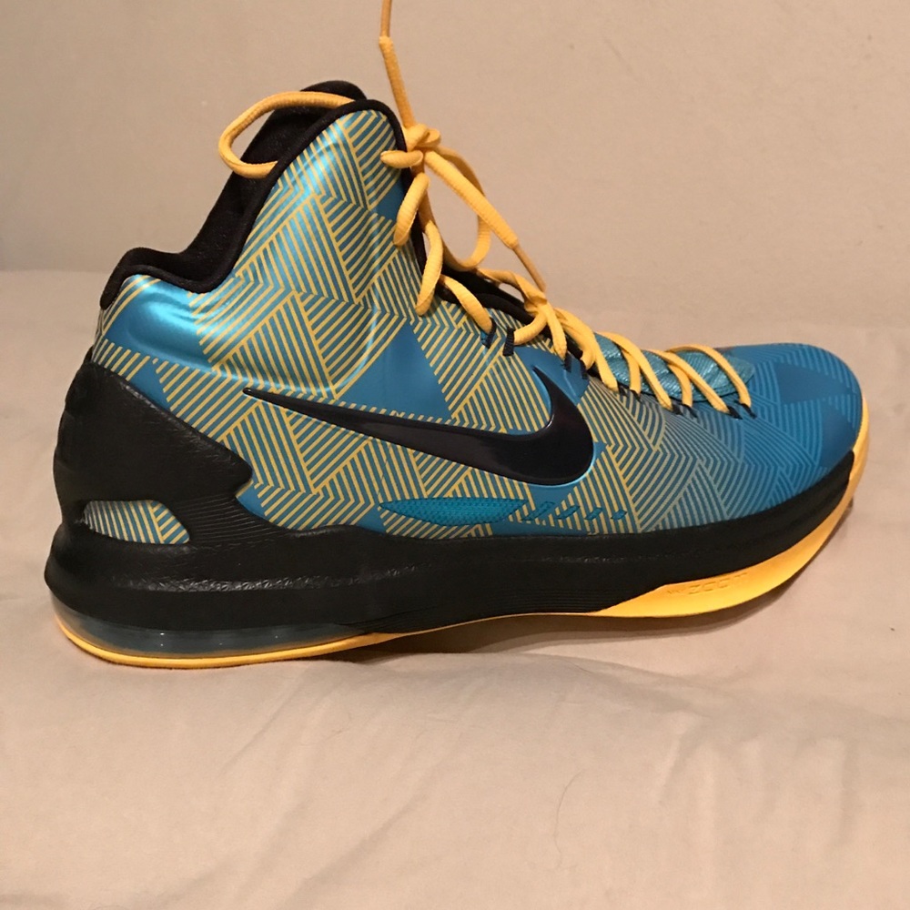 KD V N7