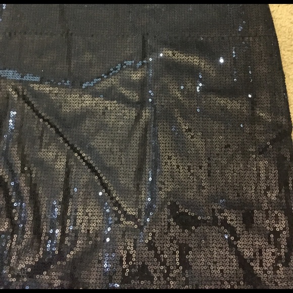 Sequins dress - Picture 3 of 3