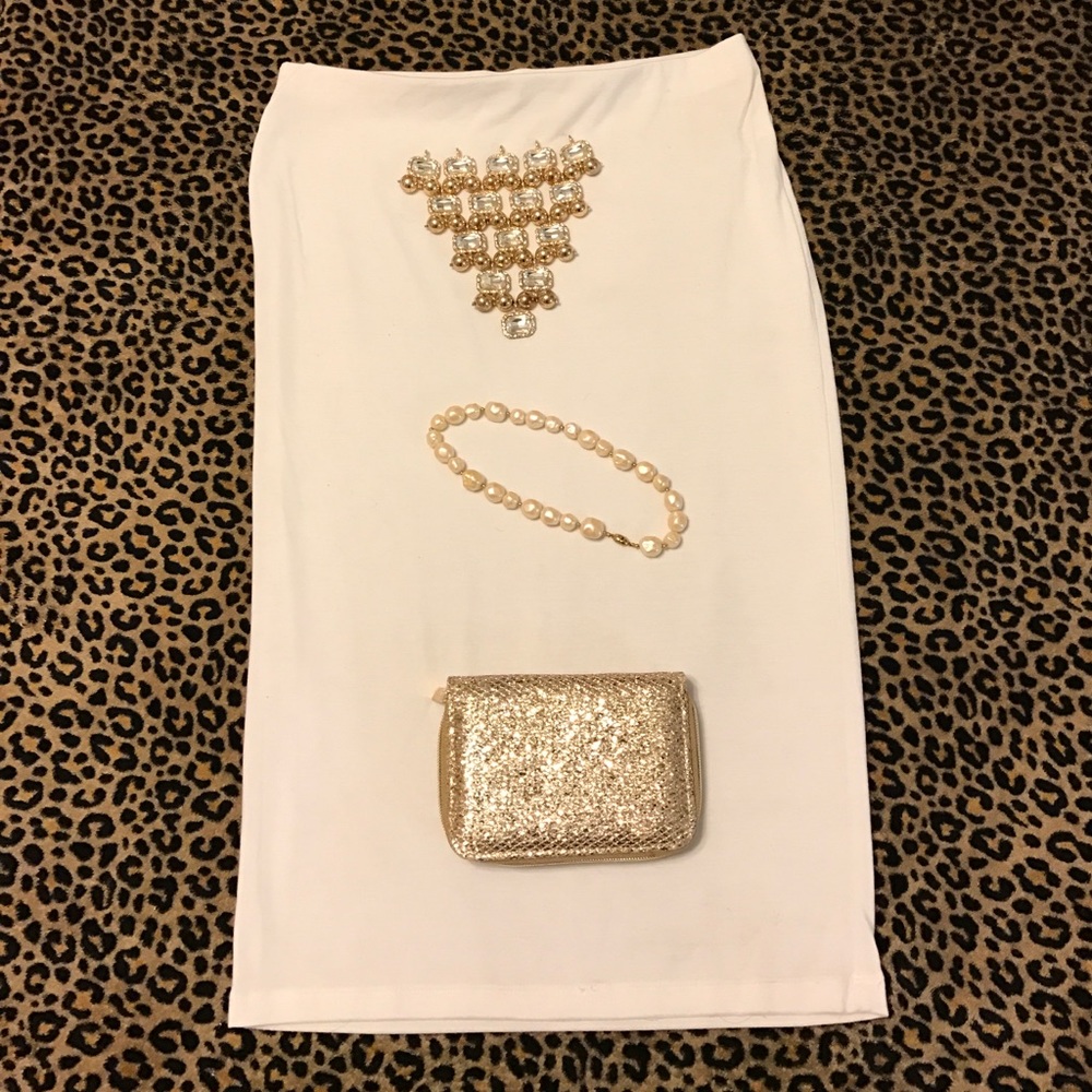 Body All On Me Cream Skirt