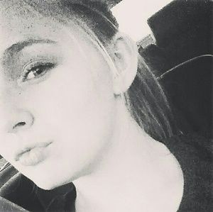 Meet your Posher, Kaitlyn