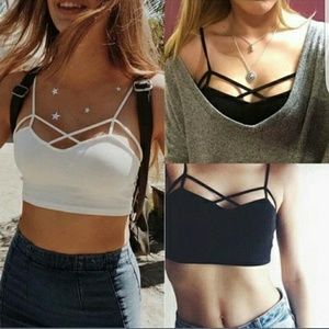 2 crop tops
