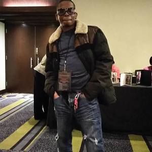 Meet your Posher, Don