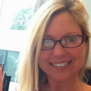 Meet your Posher, Stacy