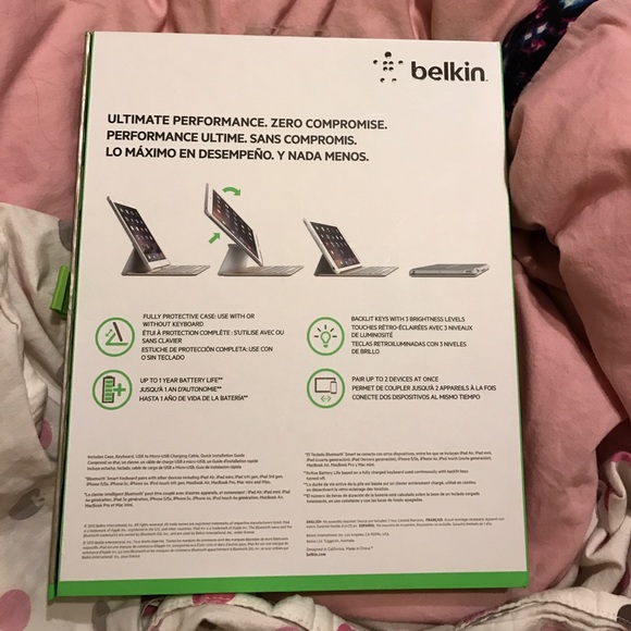 iPad Air 2 belkin keyboard case in gold - Picture 2 of 6