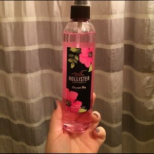 Hollister Crescent Bay body mist
