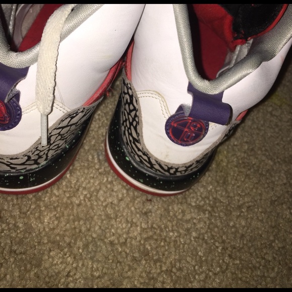 Spike lee jordans good condition I have worn them - Picture 2 of 3