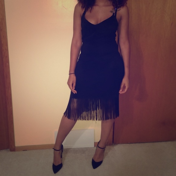 Fringes dress - Picture 1 of 2