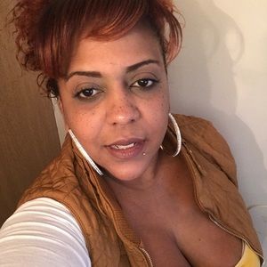 Meet your Posher, Shanira