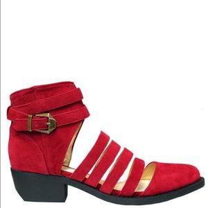 Xena YRU straps booties!!