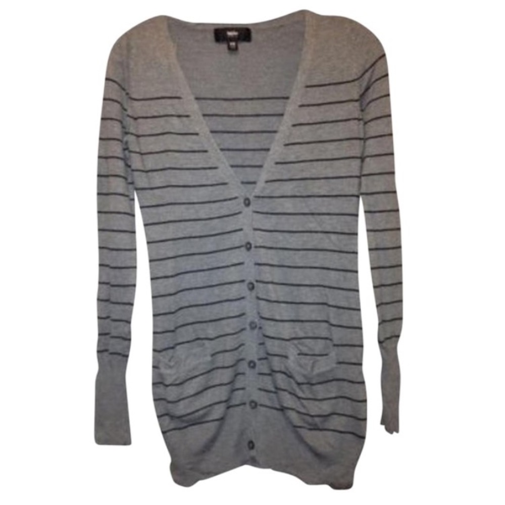 Grey striped cardigan. Fits bigger.