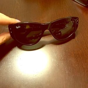 Ray-Ban Vagabond Sunglasses-Black