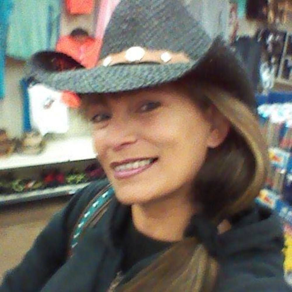 Meet your Posher, Liz